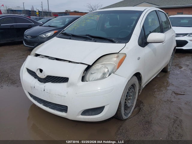 12573016 :رقم المزاد ، JTDKT4K3XB5330247 vin ، 2011 Toyota Yaris Le مزاد بيع