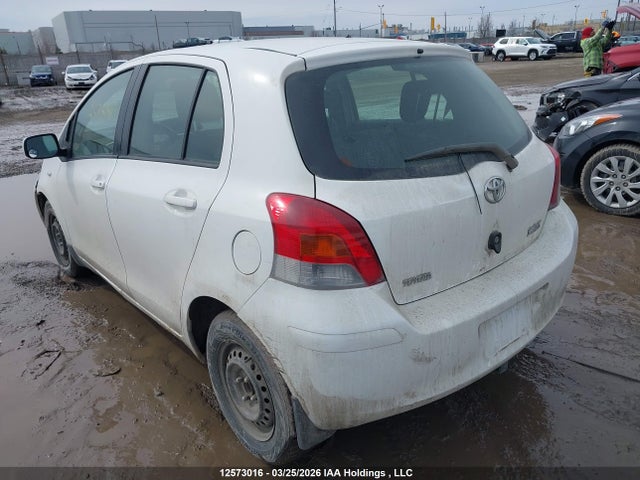 12573016 :رقم المزاد ، JTDKT4K3XB5330247 vin ، 2011 Toyota Yaris Le مزاد بيع