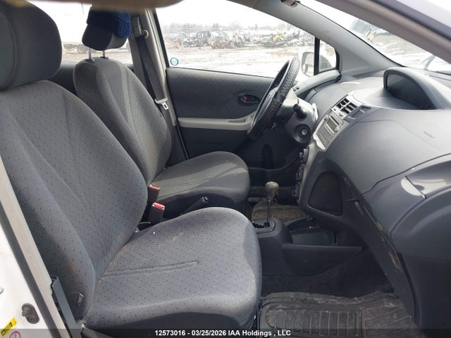 12573016 :رقم المزاد ، JTDKT4K3XB5330247 vin ، 2011 Toyota Yaris Le مزاد بيع