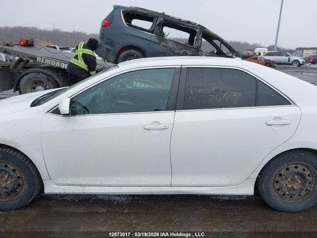 12573017 :رقم المزاد ، 4T1BF1FK8EU361719 vin ، 2014 Toyota Camry Se مزاد بيع