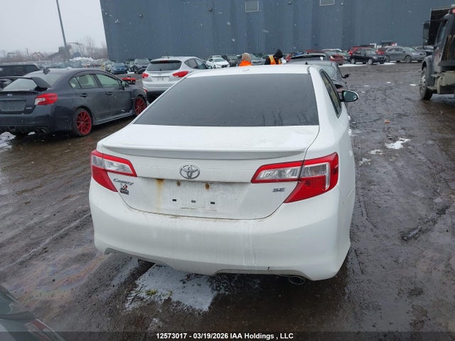 12573017 :رقم المزاد ، 4T1BF1FK8EU361719 vin ، 2014 Toyota Camry Se مزاد بيع
