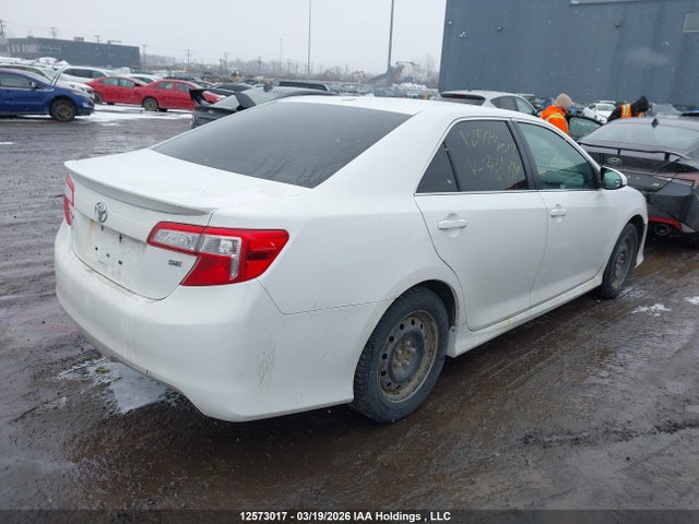 12573017 :رقم المزاد ، 4T1BF1FK8EU361719 vin ، 2014 Toyota Camry Se مزاد بيع