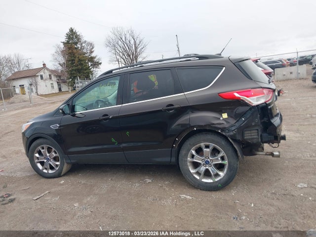 12573018 :رقم المزاد ، 1FMCU9H95DUA68880 vin ، 2013 Ford Escape Sel مزاد بيع