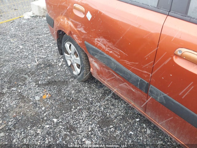 12573021 :رقم المزاد ، KNADE123766107761 vin ، 2006 Kia Rio مزاد بيع