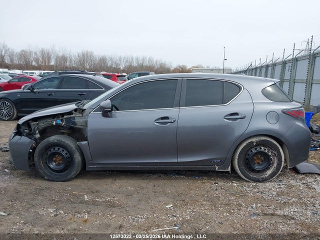 Продажа на аукционе авто 2013 Lexus Ct, vin: JTHKD5BH6D2126725, номер лота: 12573022