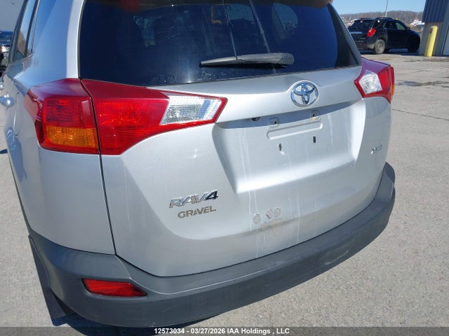 2T3WFREV3FW160217 Toyota Rav4 Xle