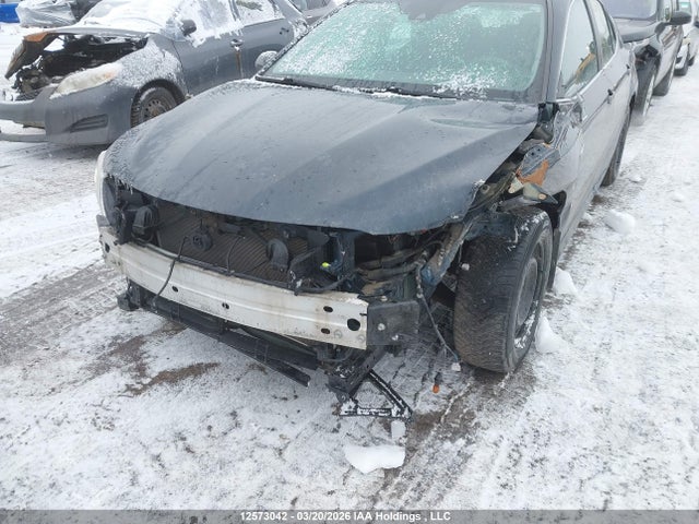 12573042 :رقم المزاد ، 4T1C31AK5LU534808 vin ، 2020 Toyota Camry Le مزاد بيع