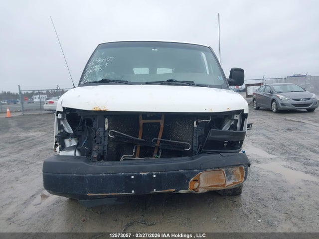 12573057 :رقم المزاد ، 1GTW7FBA6D1129455 vin ، 2013 Gmc Savana G2500 مزاد بيع