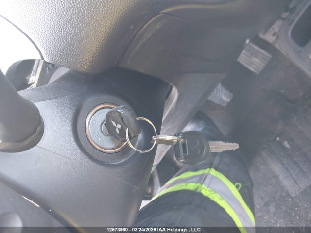 ML32AUHJXNH004904 Mitsubishi Mirage Carbon Edition/es/se