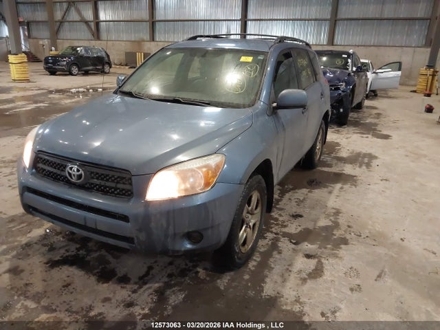 2008 Toyota Rav4 მანქანა იყიდება აუქციონზე, vin: JTMBD33V185199953, აუქციონის ნომერი: 12573063
