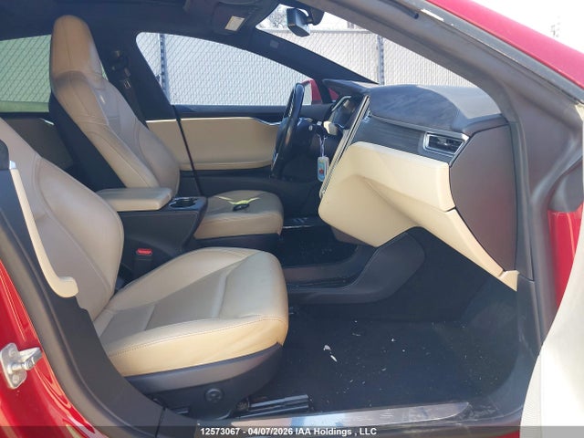 Продажа на аукционе авто 2014 Tesla Model S, vin: 5YJSA1H2XEFP63024, номер лота: 12573067