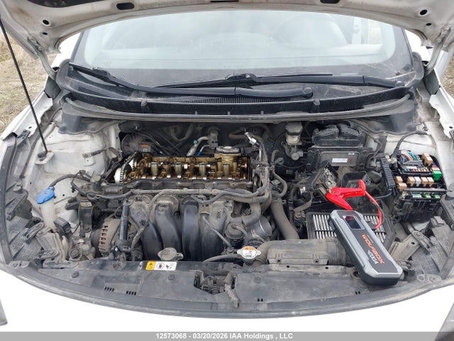 KMHD35LH1GU285457 Hyundai ELANTRA GT