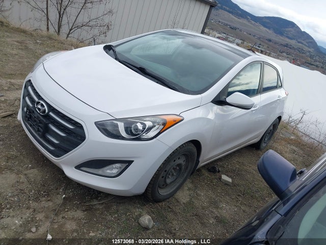 KMHD35LH1GU285457 Hyundai ELANTRA GT