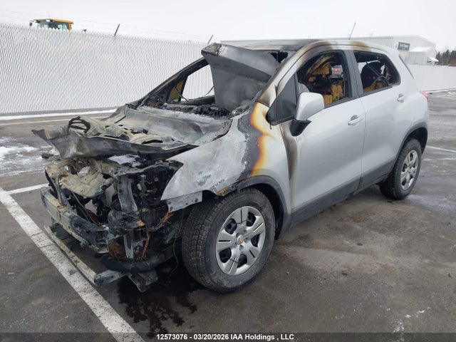 12573076 :رقم المزاد ، 3GNCJKSB5FL256786 vin ، 2015 Chevrolet Trax Ls مزاد بيع