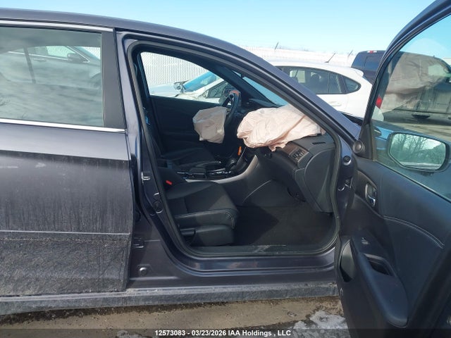 1HGCR2F5XHA805965 Honda Accord