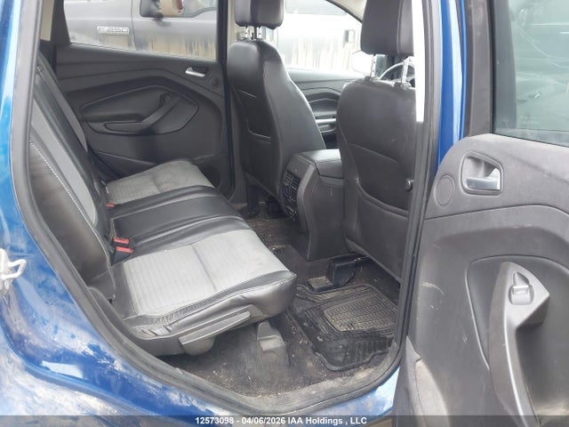 12573098 :رقم المزاد ، 1FMCU9J97HUD70056 vin ، 2017 Ford Escape Titanium مزاد بيع