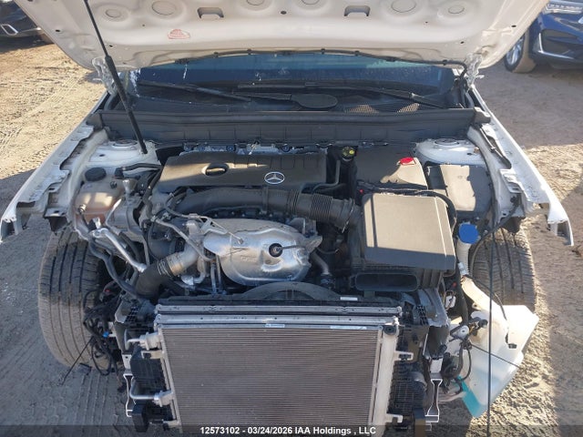 W1N4M4HB8MW086625 Mercedes-Benz Glb 250 4matic