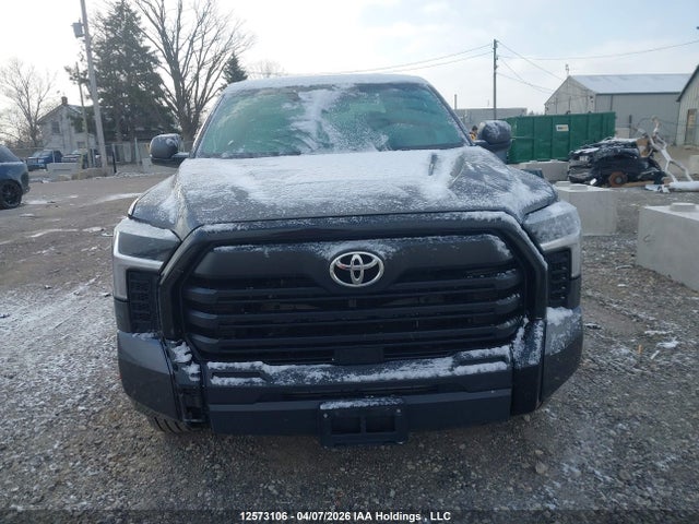 2022 Toyota Tundra მანქანა იყიდება აუქციონზე, vin: 5TFKB5DB2NX025184, აუქციონის ნომერი: 12573106