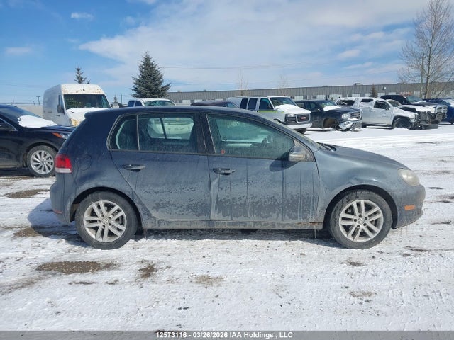 12573116 :رقم المزاد ، WVWCA9AJ9BW158987 vin ، 2011 Volkswagen Golf مزاد بيع