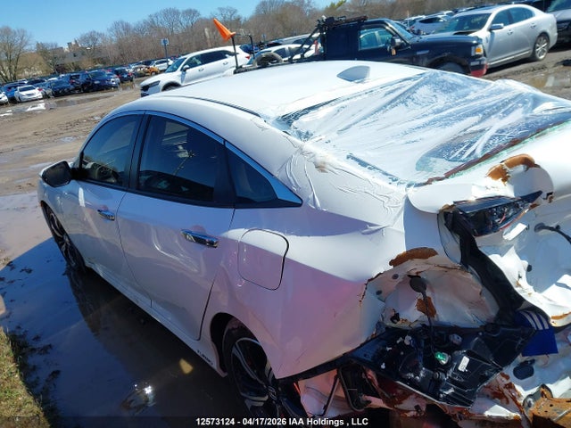 2HGFC1F95JH102566 Honda Civic Touring