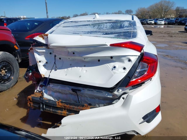 2HGFC1F95JH102566 Honda Civic Touring