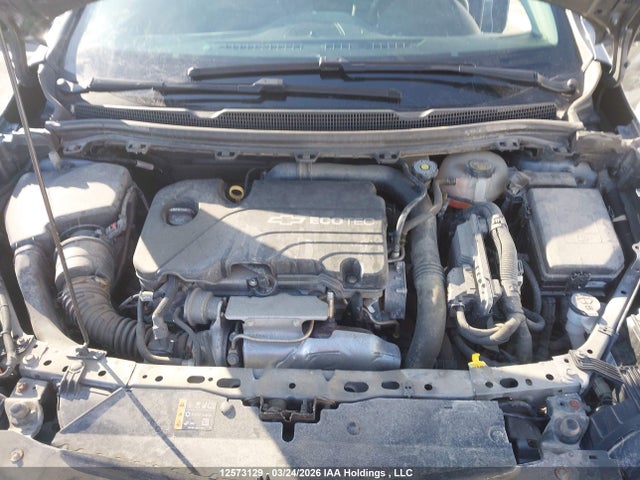 1G1BE5SM1J7134895 Chevrolet Cruze