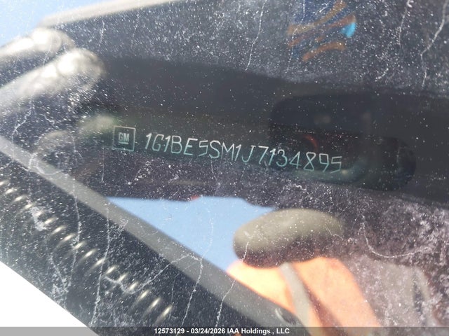 1G1BE5SM1J7134895 Chevrolet Cruze