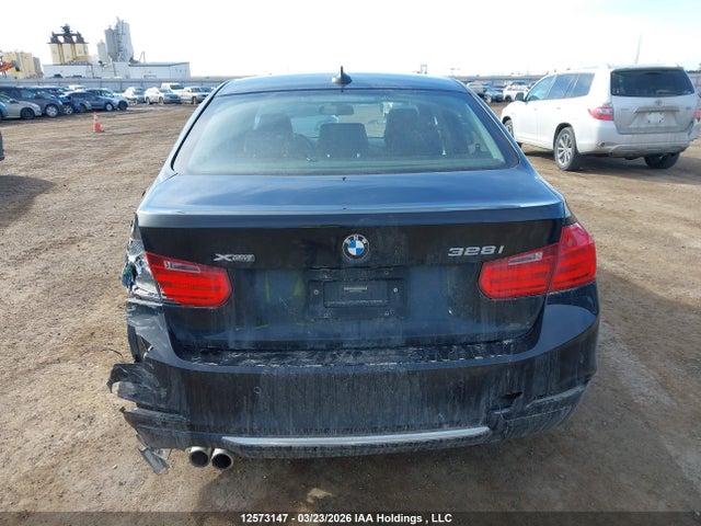 12573147 :رقم المزاد ، WBA3B3C52EF544811 vin ، 2014 Bmw 328i Xdrive مزاد بيع