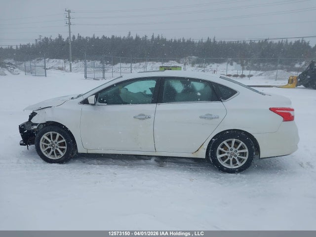 2019 Nissan Sentra 1.8 S/1.8 Sv მანქანა იყიდება აუქციონზე, vin: 3N1AB7AP2KY352155, აუქციონის ნომერი: 12573150