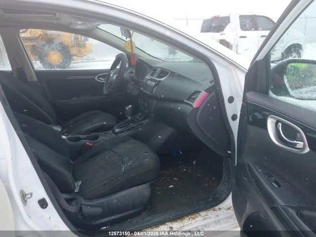2019 Nissan Sentra 1.8 S/1.8 Sv მანქანა იყიდება აუქციონზე, vin: 3N1AB7AP2KY352155, აუქციონის ნომერი: 12573150