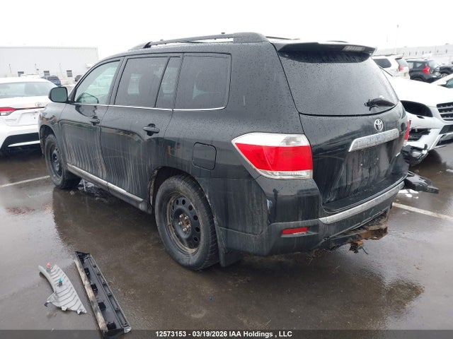 Aukcja sprzedaży 2013 Toyota Highlander V6, vin: 5TDBK3EH1DS178635, numer aukcji: 12573153