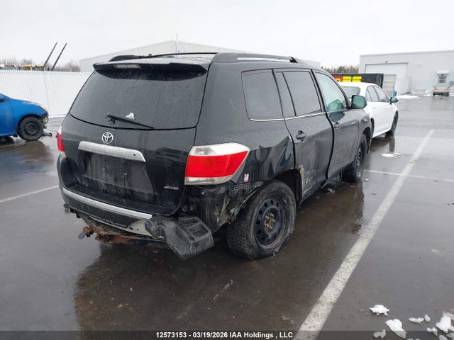 Aukcja sprzedaży 2013 Toyota Highlander V6, vin: 5TDBK3EH1DS178635, numer aukcji: 12573153
