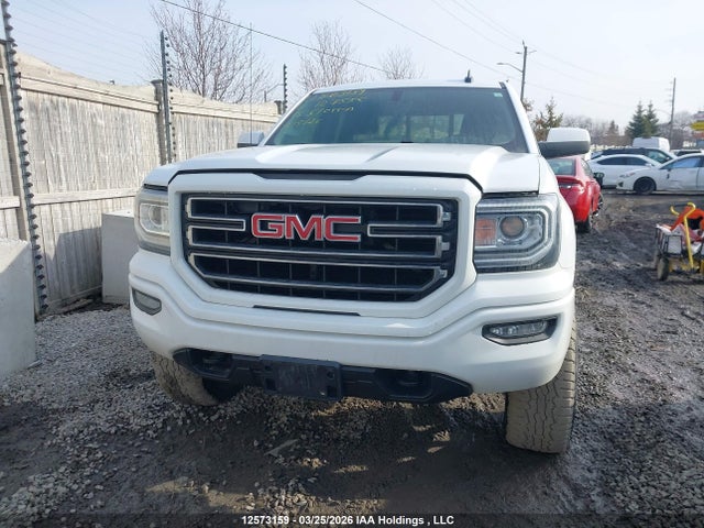 1GTV2MEC1JZ127556 GMC Sierra 1500 Sle