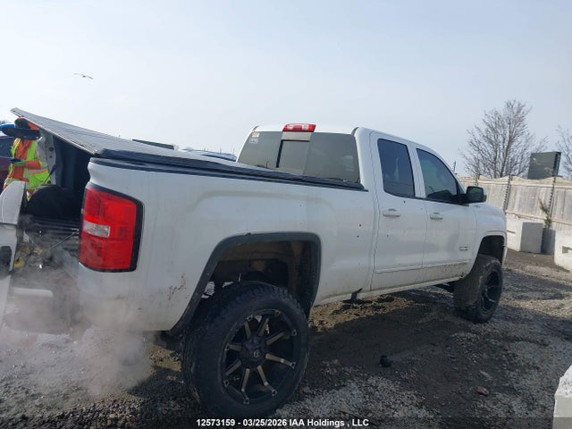 1GTV2MEC1JZ127556 GMC Sierra 1500 Sle