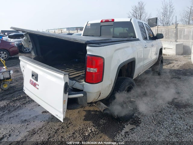 1GTV2MEC1JZ127556 GMC Sierra 1500 Sle