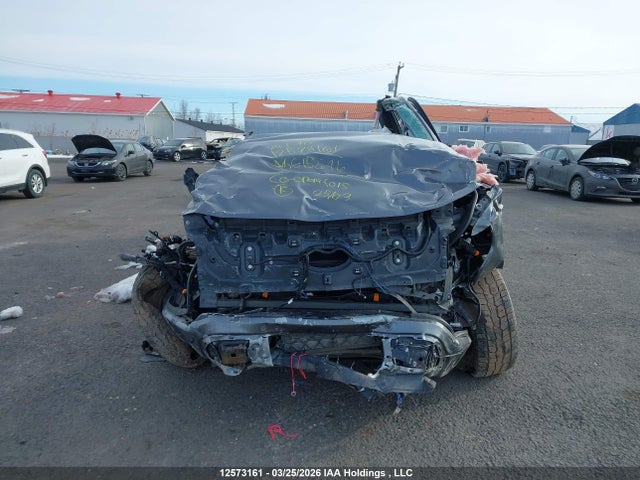 12573161 :رقم المزاد ، 1FT6W3L76RWG15696 vin ، 2024 Ford F-150 Lightning Flash مزاد بيع