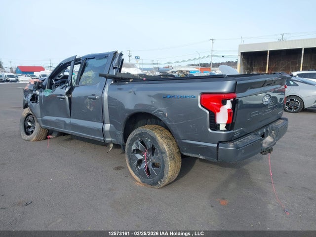 12573161 :رقم المزاد ، 1FT6W3L76RWG15696 vin ، 2024 Ford F-150 Lightning Flash مزاد بيع