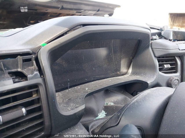 12573161 :رقم المزاد ، 1FT6W3L76RWG15696 vin ، 2024 Ford F-150 Lightning Flash مزاد بيع