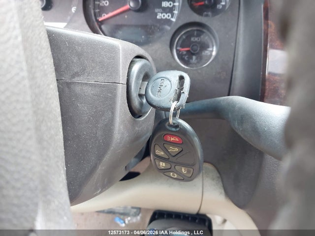 Aukcja sprzedaży 2011 Gmc Yukon Xl 1500 Denali, vin: 1GKS2MEF6BR205185, numer aukcji: 12573173