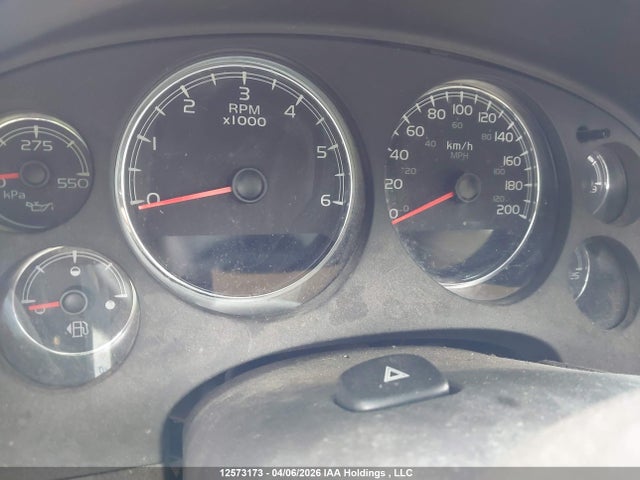 Aukcja sprzedaży 2011 Gmc Yukon Xl 1500 Denali, vin: 1GKS2MEF6BR205185, numer aukcji: 12573173