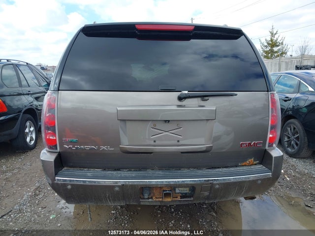 Aukcja sprzedaży 2011 Gmc Yukon Xl 1500 Denali, vin: 1GKS2MEF6BR205185, numer aukcji: 12573173