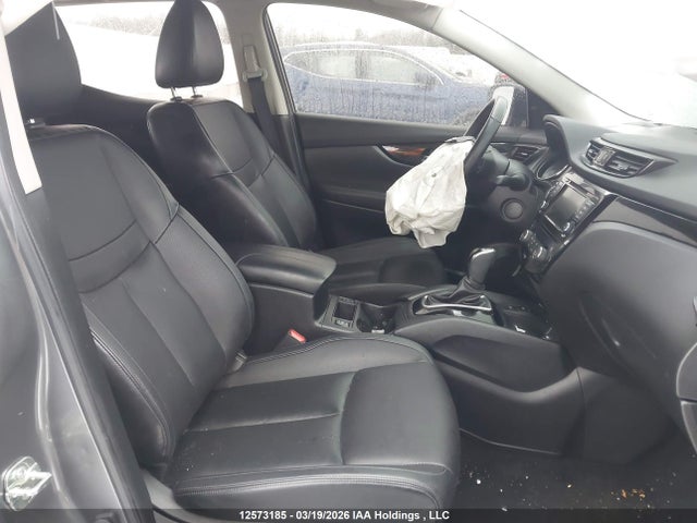 JN1BJ1BW3PW104957 Nissan Qashqai Sv