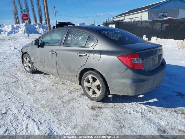 Продажа на аукционе авто 2012 Honda Civic Sdn, vin: 2HGFB2F49CH061987, номер лота: 12552300