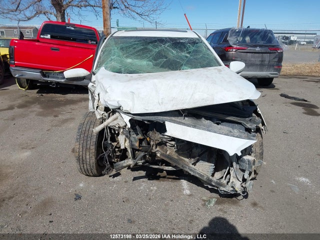 KMHCT5AE4HU323608 Hyundai ACCENT SE