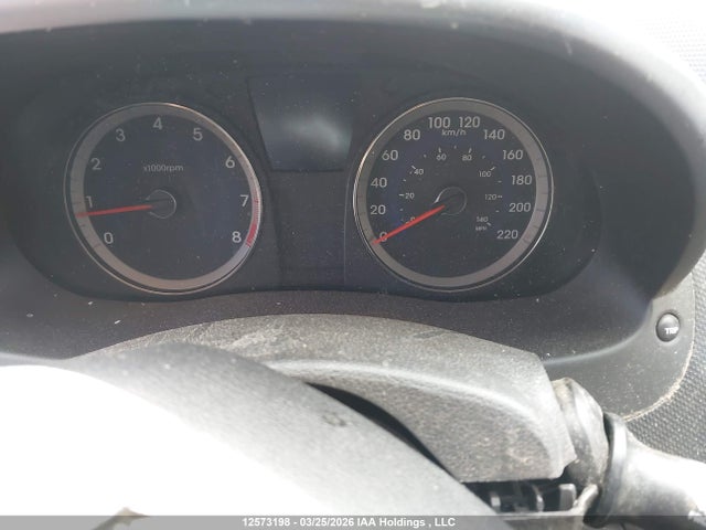KMHCT5AE4HU323608 Hyundai ACCENT SE