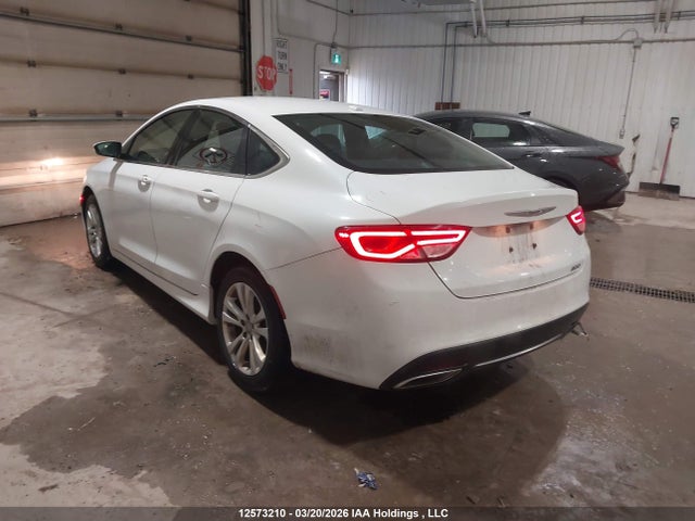 Продажа на аукционе авто 2015 Chrysler 200 Limited, vin: 1C3CCCAG5FN511348, номер лота: 12573210