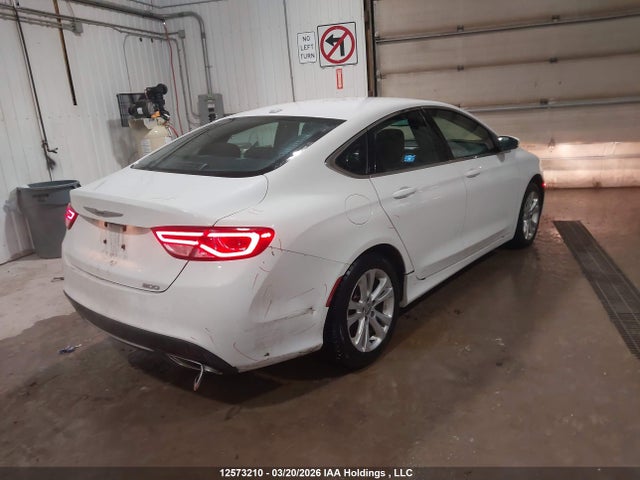 Продажа на аукционе авто 2015 Chrysler 200 Limited, vin: 1C3CCCAG5FN511348, номер лота: 12573210