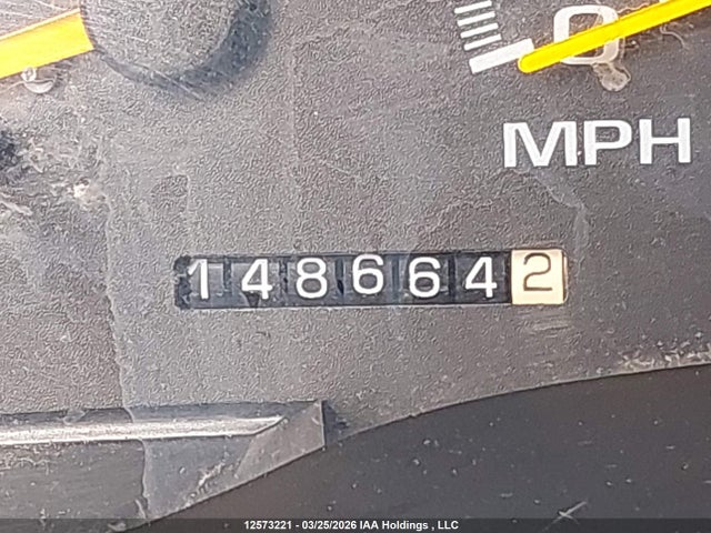 12573221 :رقم المزاد ، 3GNFK16R8XG200234 vin ، 1999 Chevrolet Suburban K1500 مزاد بيع