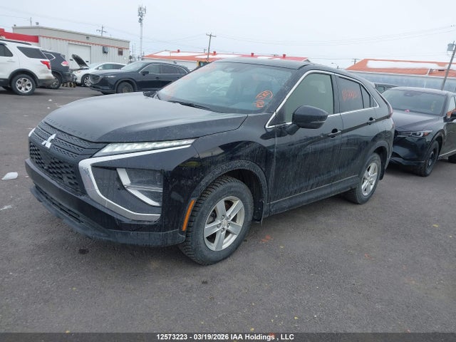 JA4ATUAAXRZ620125 Mitsubishi Eclipse Cross Es