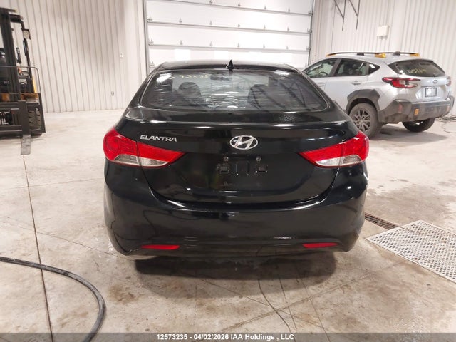 2012 Hyundai Elantra Gls მანქანა იყიდება აუქციონზე, vin: 5NPDH4AE6CH093044, აუქციონის ნომერი: 12573235